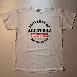 Vtg Alcatraz Penitentiary Athletic Team San Francisco 90s USA Men’s T-shirt Sz L